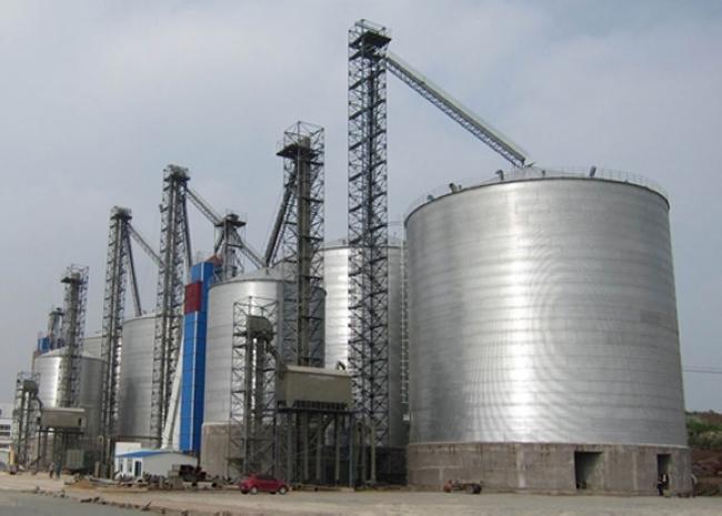 陵川大型钢板库构造参数及水泥储存质量